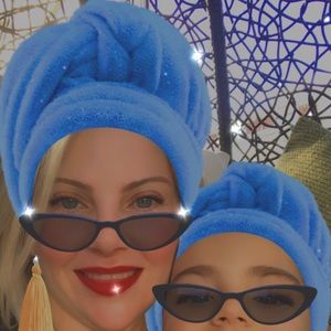 Meet your Posher, Valorine